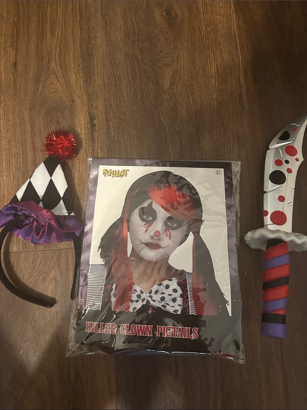 New Spirit Killer Clown Pigtails Wig, fake knife, earrings & hat